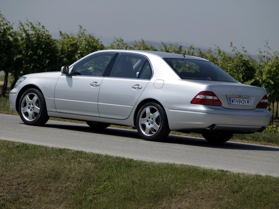  Lexus LS430 2003 года  (EU) (фото 14 из 16)